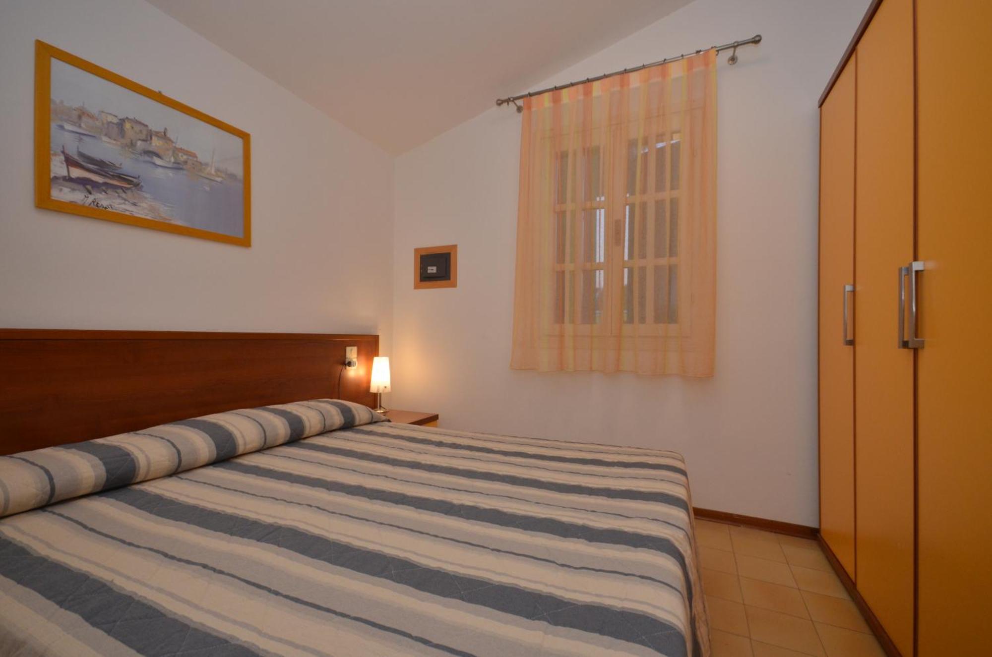 Villaggio Euro Residence Club Бибионе Екстериор снимка